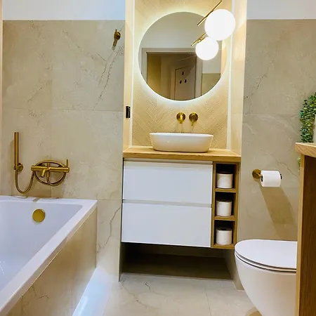 Lesna Sonata Z Tarasem I Ogrodkiem アパート